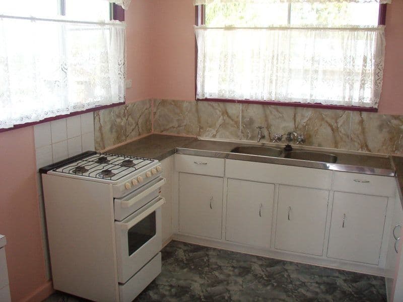 46 Parry Street, CHARLEVILLE QLD 4470, Charleville - Thumbnail 4