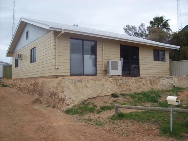 13 Kadina Road, PORT BROUGHTON SA 5522, Port Broughton - Image 1