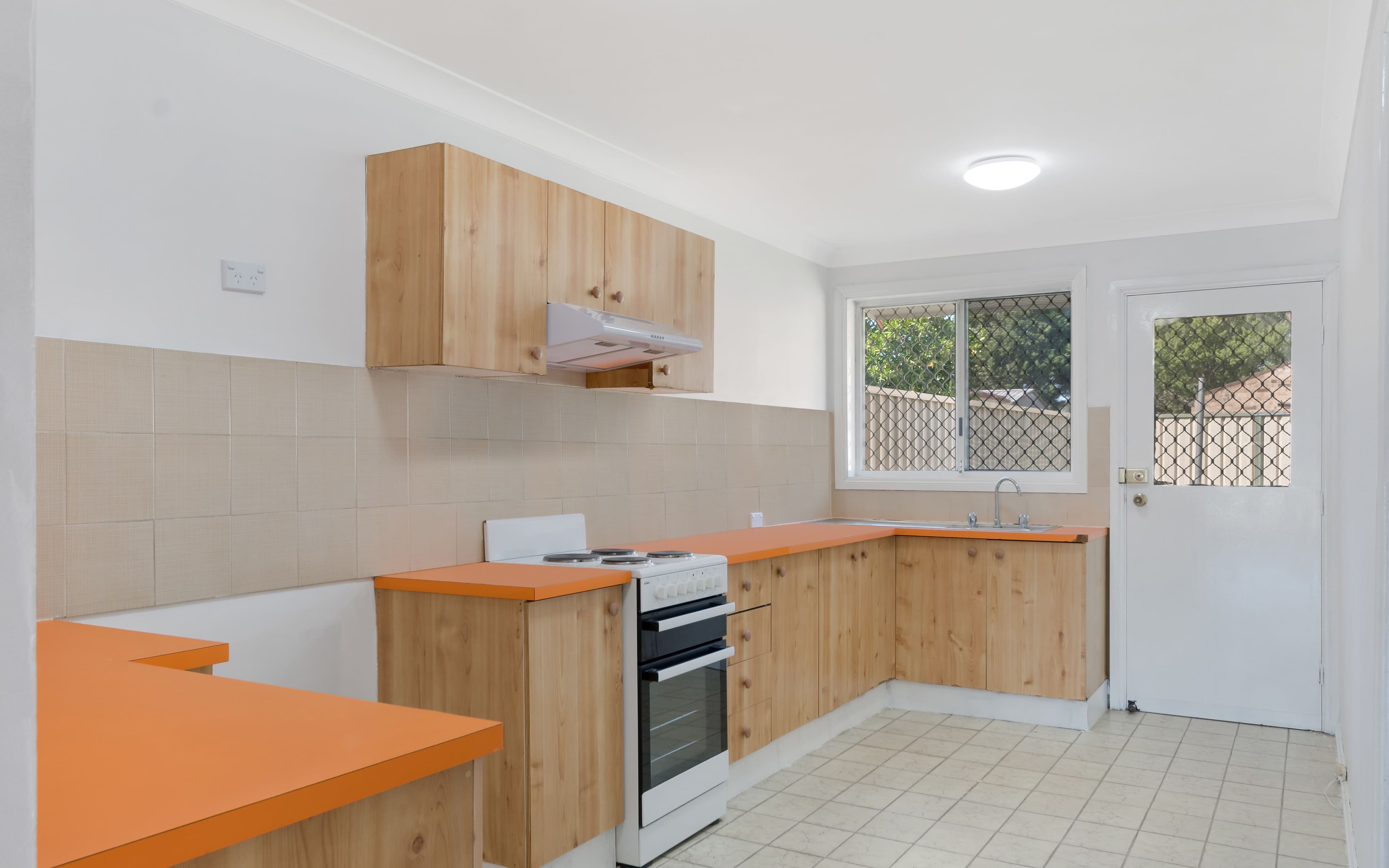 9A Victoria Road, Macquarie Fields NSW 2564, Macquarie Fields - Thumbnail 4