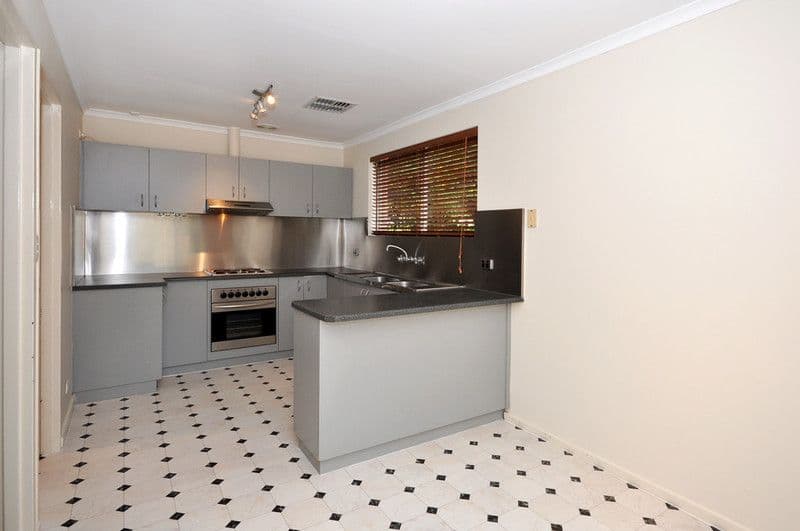 31 Turcan Court, FLAGSTAFF HILL SA 5159, Flagstaff Hill - Thumbnail 2
