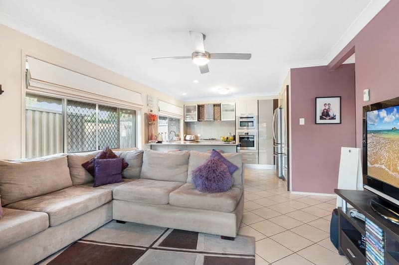 8 Dorval Close, Mansfield - Thumbnail 6