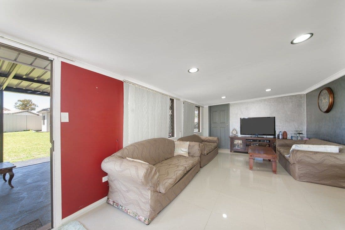 30 Lions Avenue, Lurnea NSW 2170, Lurnea - Thumbnail 4