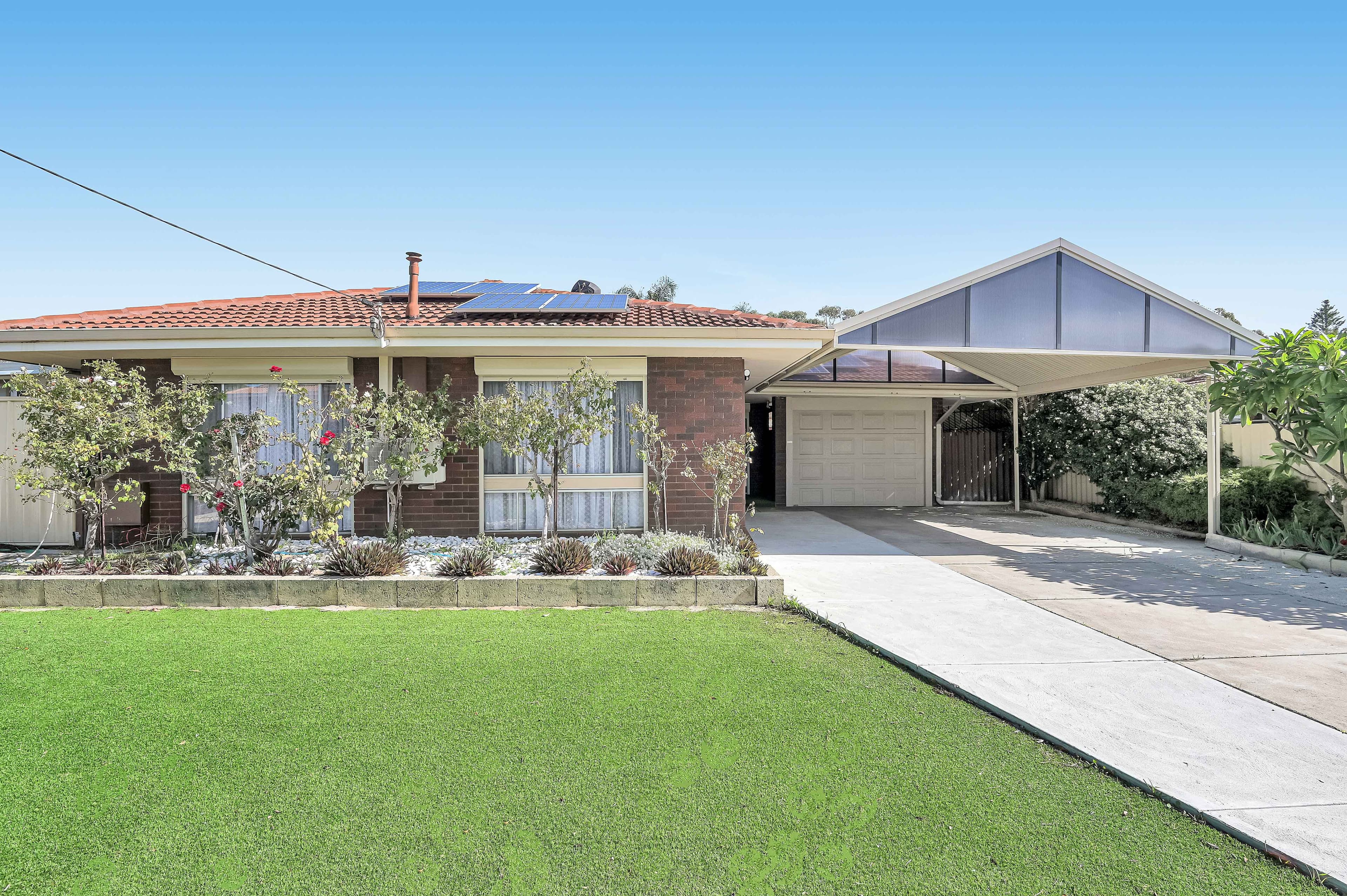 15 Griffith Way, Thornlie WA 6108, Thornlie - Image 1