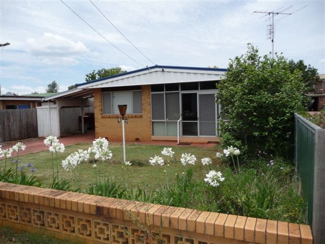 32 Warwick Street, HARRISTOWN QLD 4350, Harristown - Image 1