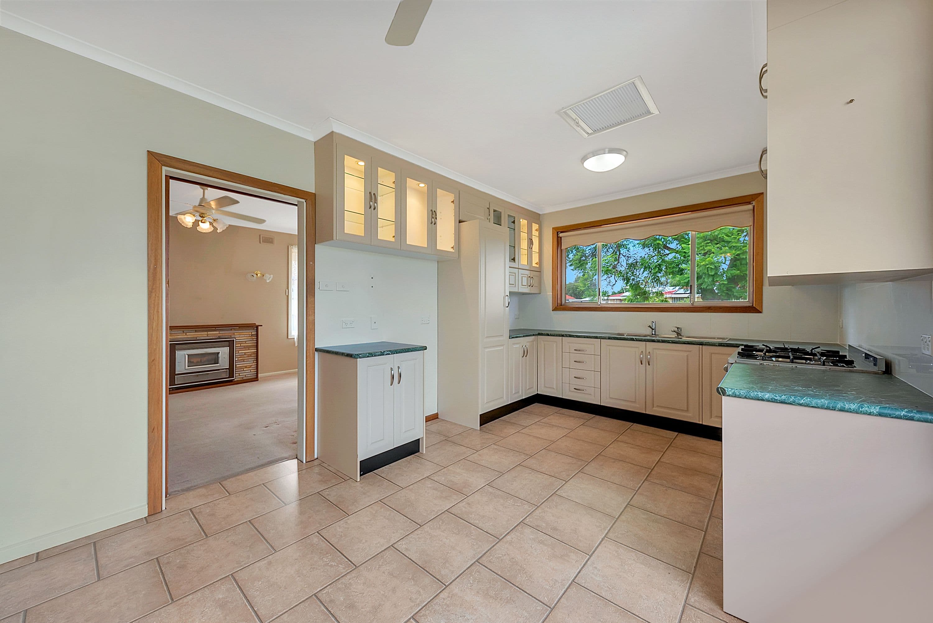 15 Down Crescent, Salisbury Downs SA 5108, Salisbury Downs - Thumbnail 4