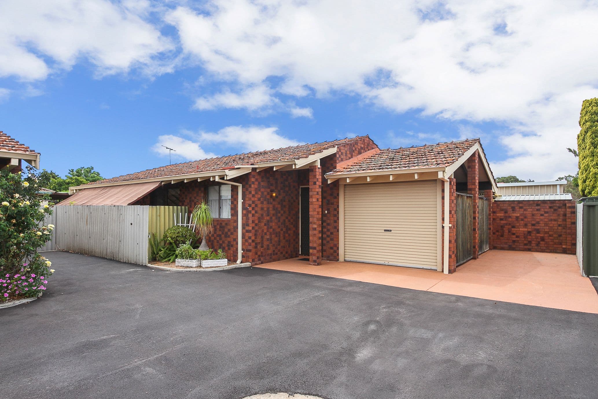 26 Charlbury Way, Eden Hill WA 6054, Eden Hill - Image 1