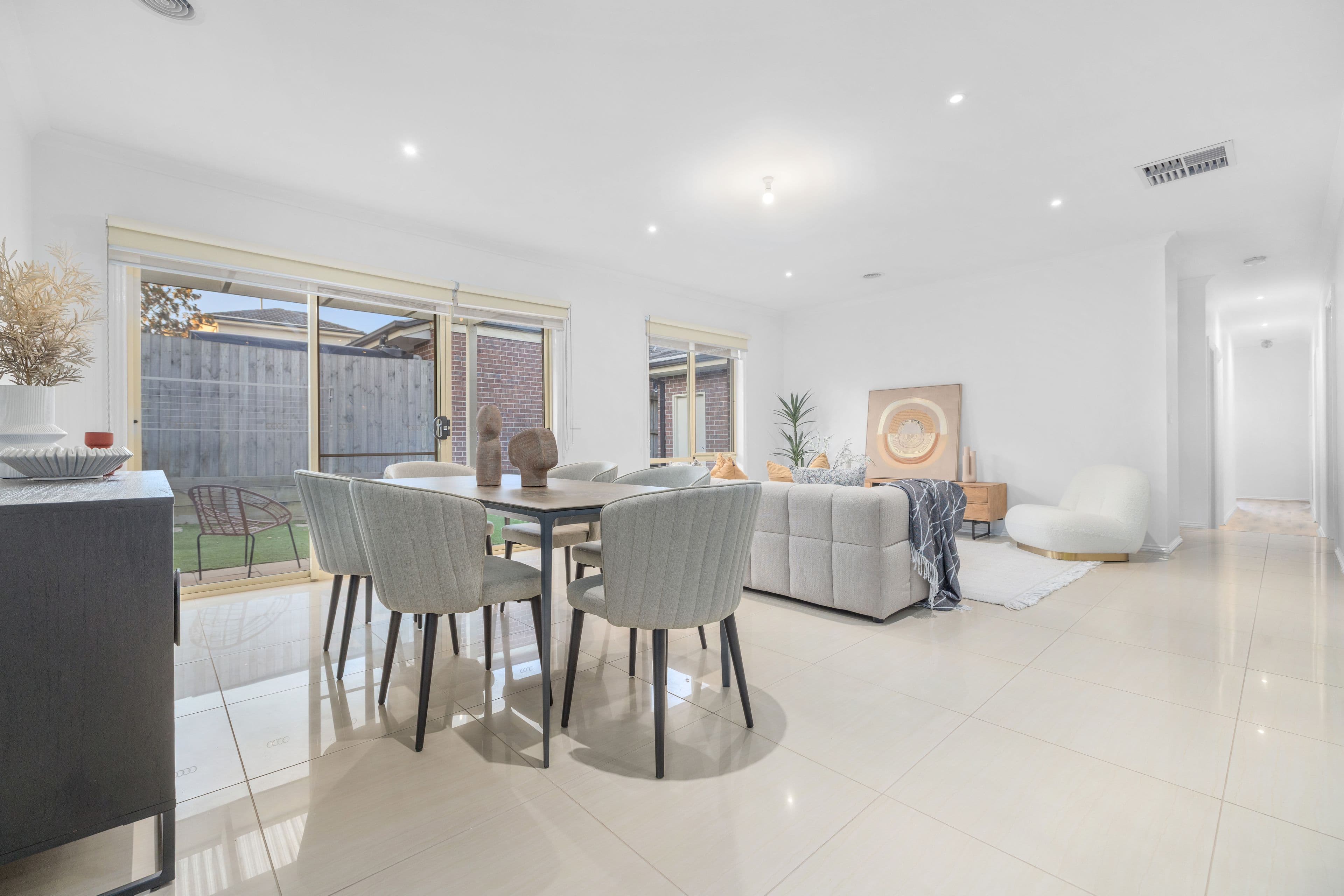 23 Commercial Road, Ferntree Gully VIC 3156, Ferntree Gully - Thumbnail 3