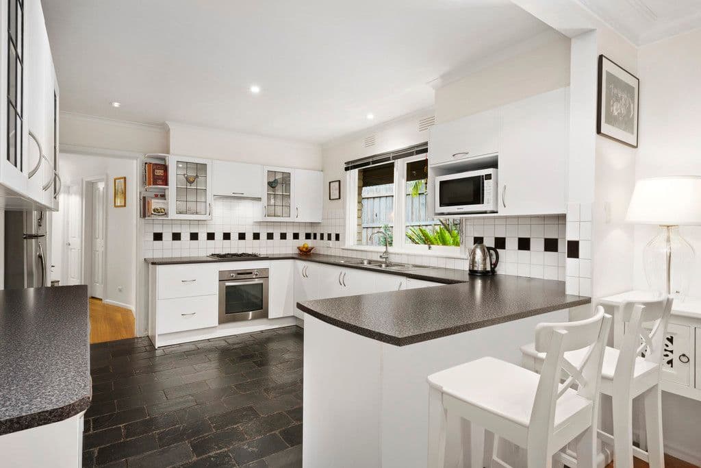 47 Kingswood Drive, Dingley Village VIC 3172, Dingley Village - Thumbnail 4