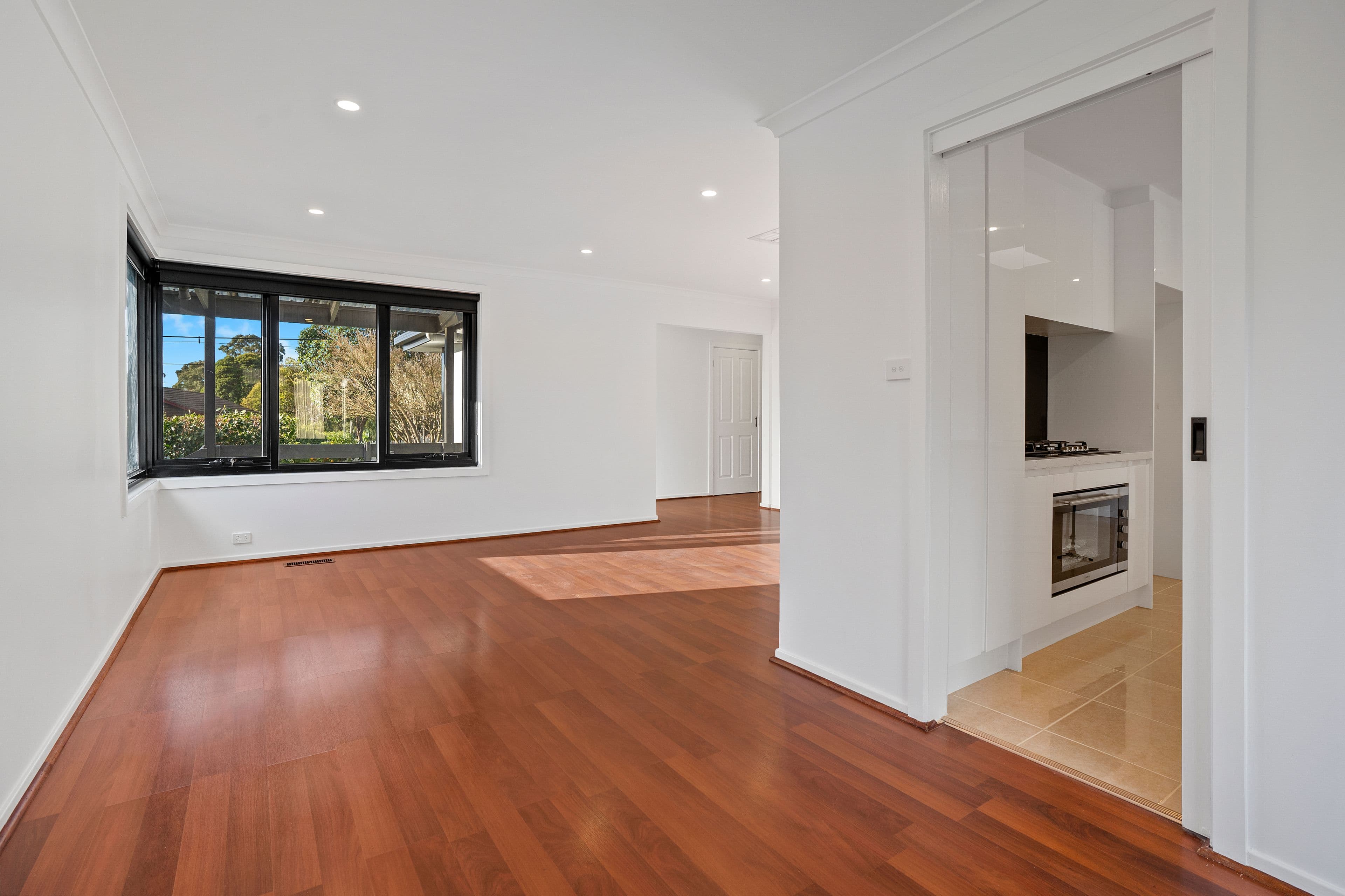 14 Beverley Street, Scoresby VIC 3179, Scoresby - Thumbnail 4