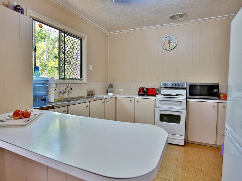 9 Wendy Crescent, Clontarf QLD 4019, Clontarf - Thumbnail 4