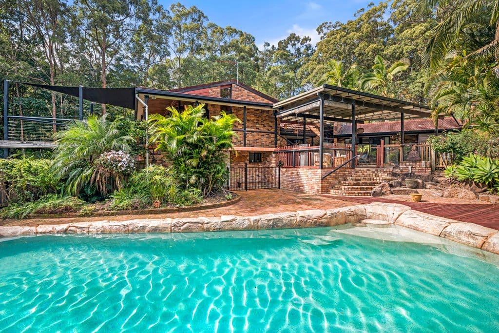 3 Cheshire Grove, Elanora QLD 4221, Elanora - Thumbnail 2