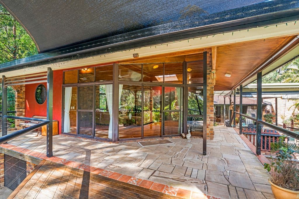 3 Cheshire Grove, Elanora QLD 4221, Elanora - Thumbnail 3