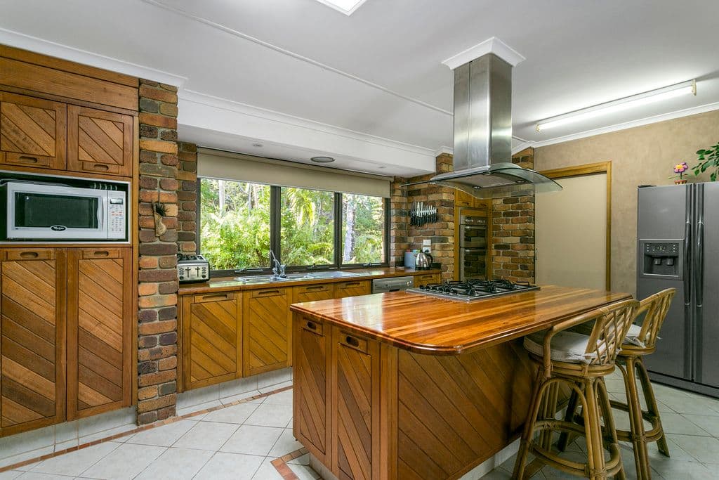 3 Cheshire Grove, Elanora QLD 4221, Elanora - Thumbnail 7