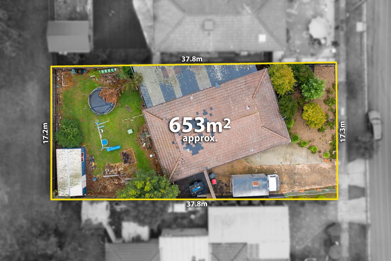 21 Mitford Crescent, Craigieburn VIC 3064, Craigieburn - Thumbnail 2
