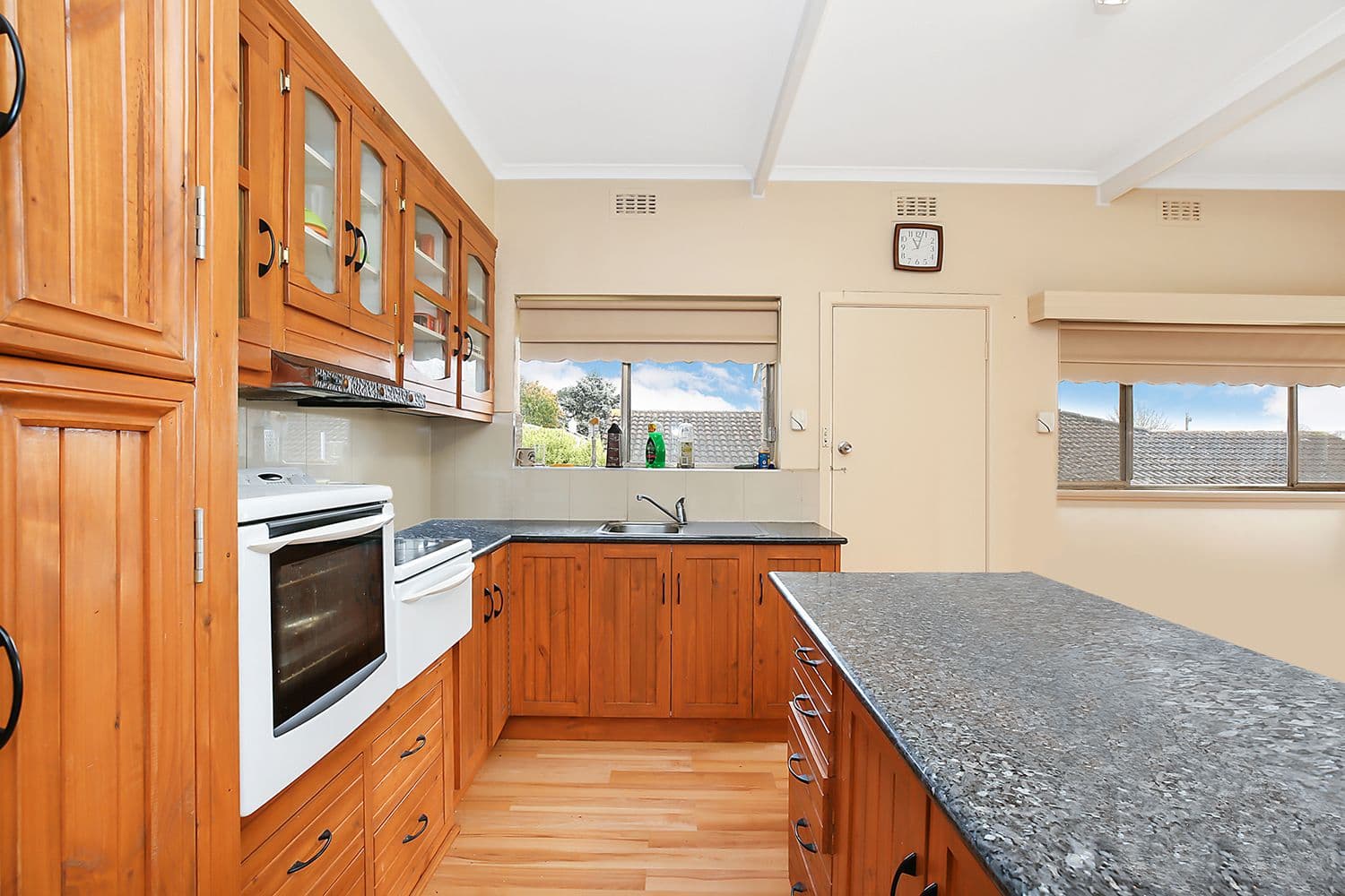 1C Errey Street, Camperdown VIC 3260, Camperdown - Thumbnail 4