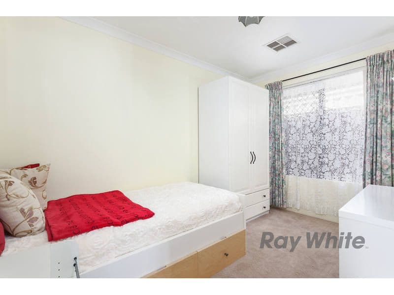 24 Beedelup Loop, BIBRA LAKE WA 6163, Bibra Lake - Thumbnail 8
