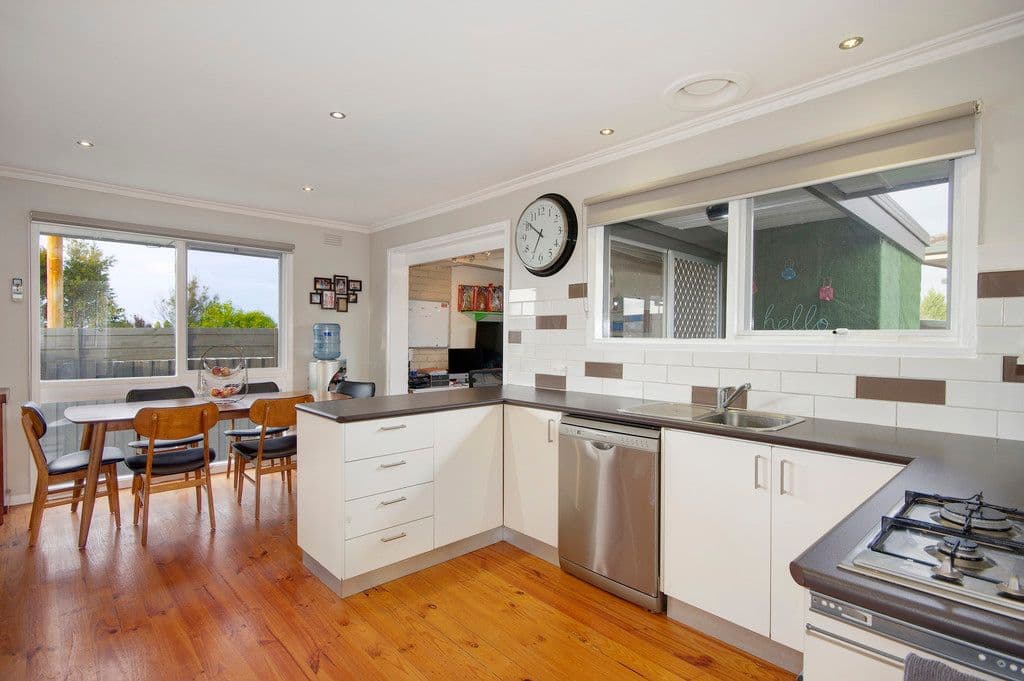 2 Gloucester Street, Grovedale VIC 3216, Grovedale - Thumbnail 4