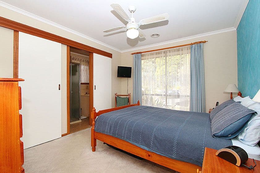 7 Senior Close, MILL PARK VIC 3082, Mill Park - Thumbnail 6