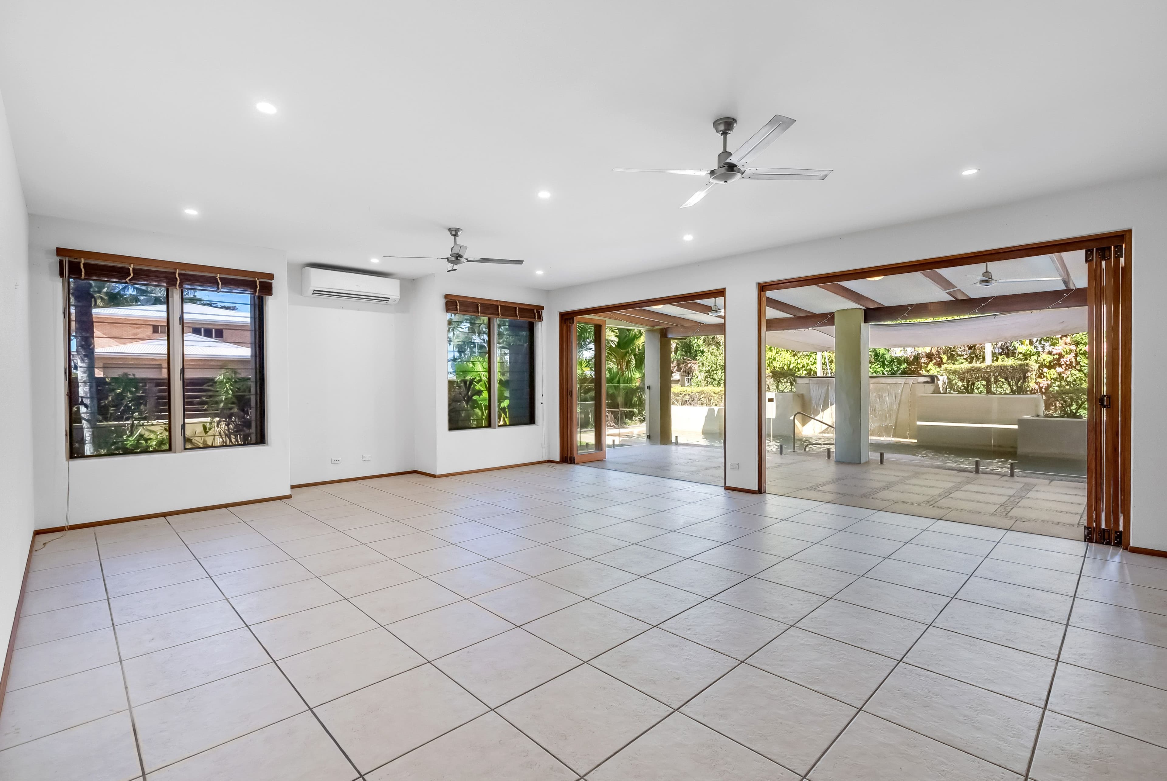 1 Monica Close, Holloways Beach QLD 4878, Holloways Beach - Thumbnail 4