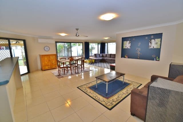 6 Firth Court, LANDSBOROUGH QLD 4550, Landsborough - Thumbnail 2