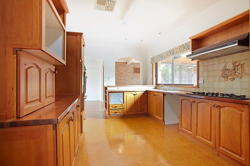 22  Stapley Crescent, CHADSTONE VIC 3148, Chadstone - Thumbnail 4