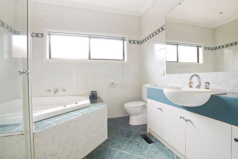 22  Stapley Crescent, CHADSTONE VIC 3148, Chadstone - Thumbnail 6