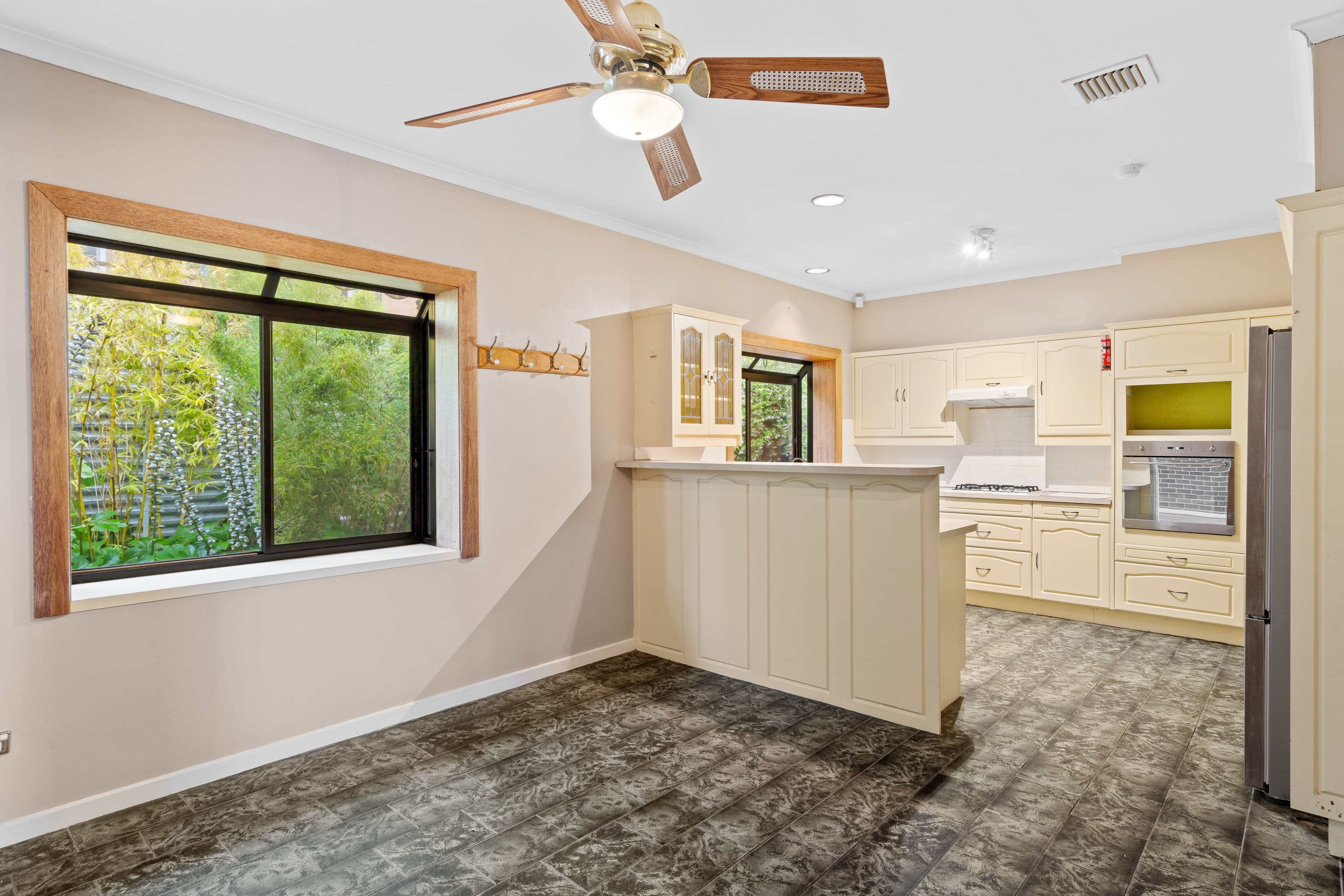 92 Jervois Terrace, Marino SA 5049, Marino - Thumbnail 7