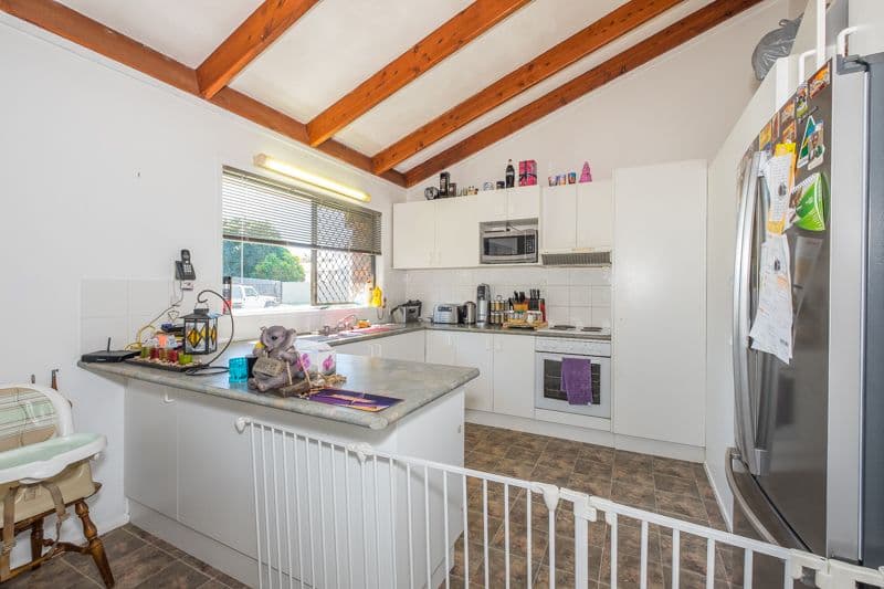 27 Lanham Road, Deception Bay QLD 4508, Deception Bay - Thumbnail 2