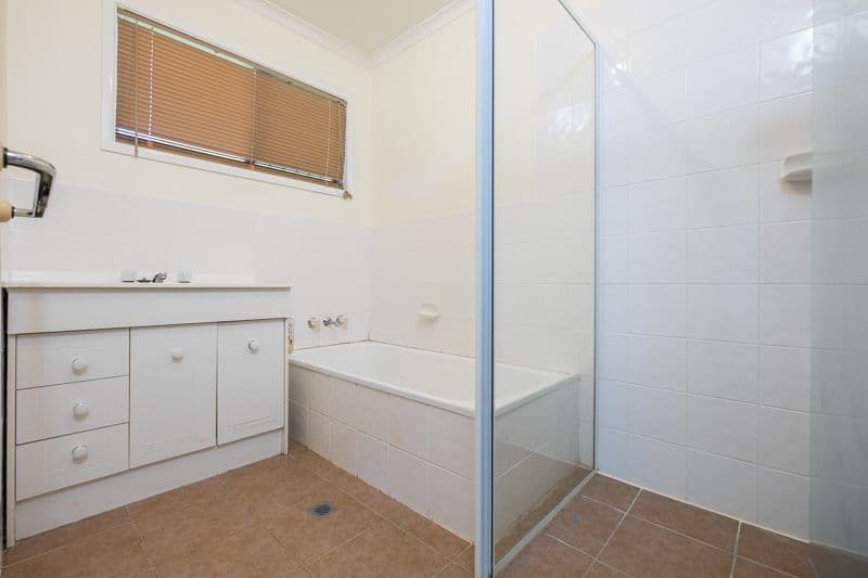 27 Lanham Road, Deception Bay QLD 4508, Deception Bay - Thumbnail 5