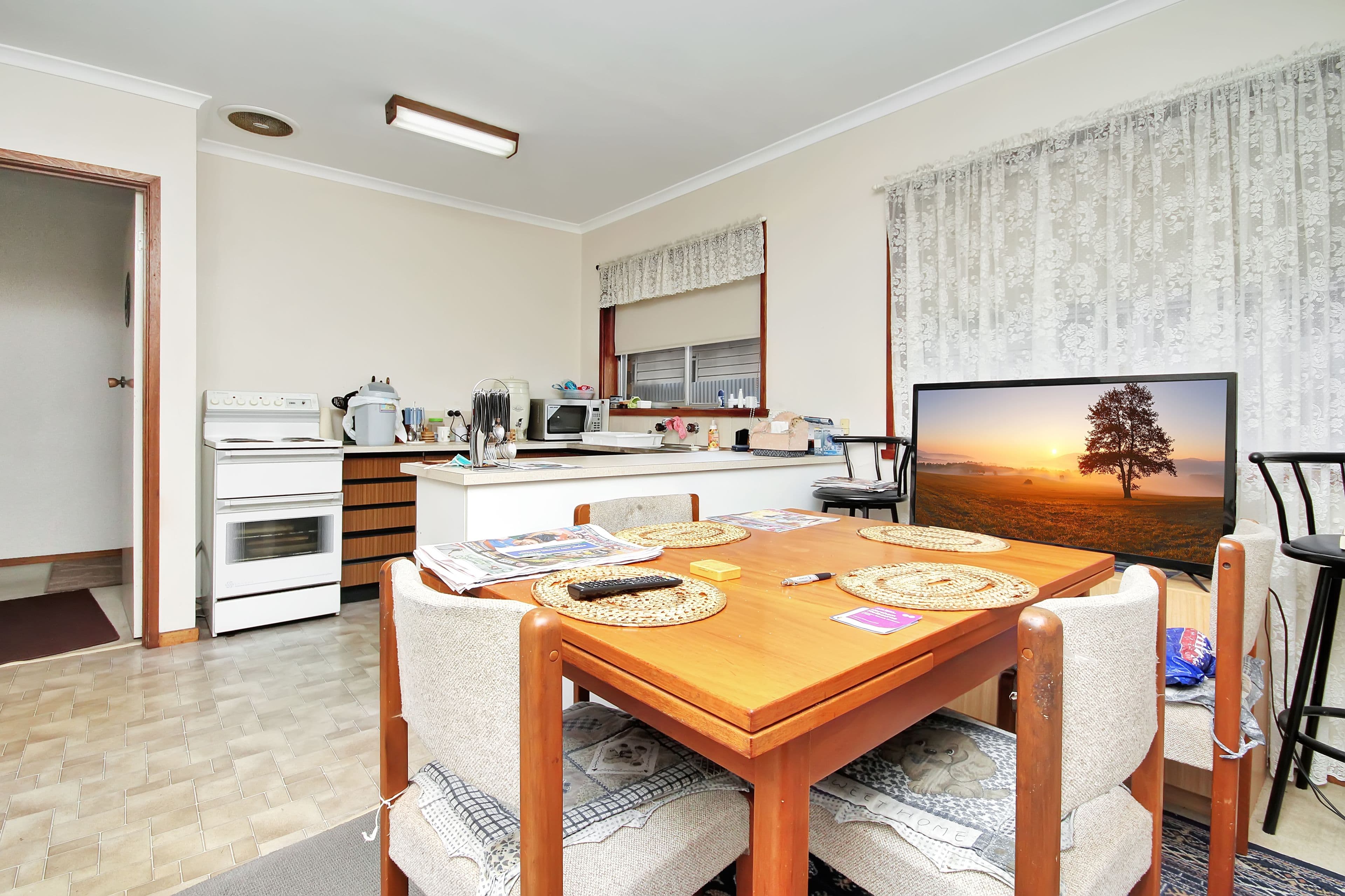 2 Mclachlan Street, Horsham VIC 3400, Horsham - Thumbnail 2