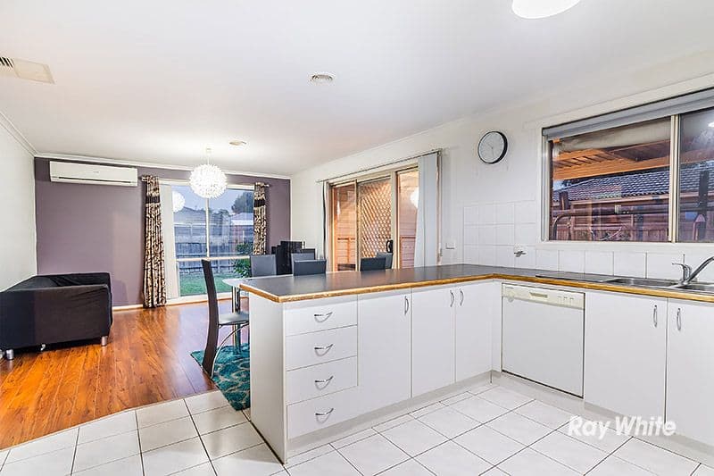 7 Amity Way, Cranbourne West VIC 3977, Cranbourne West - Thumbnail 2