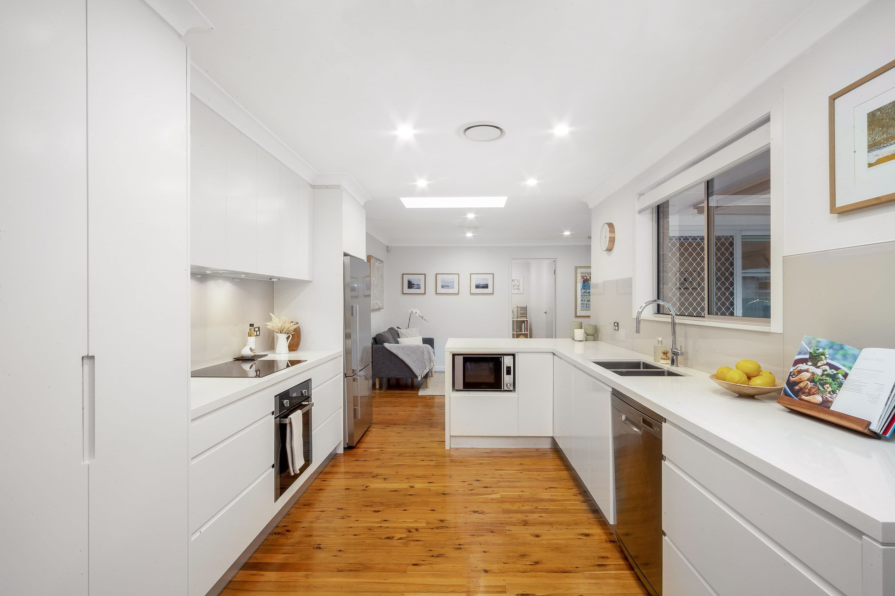 88 Wendy Avenue, Georges Hall NSW 2198, Georges Hall - Thumbnail 5