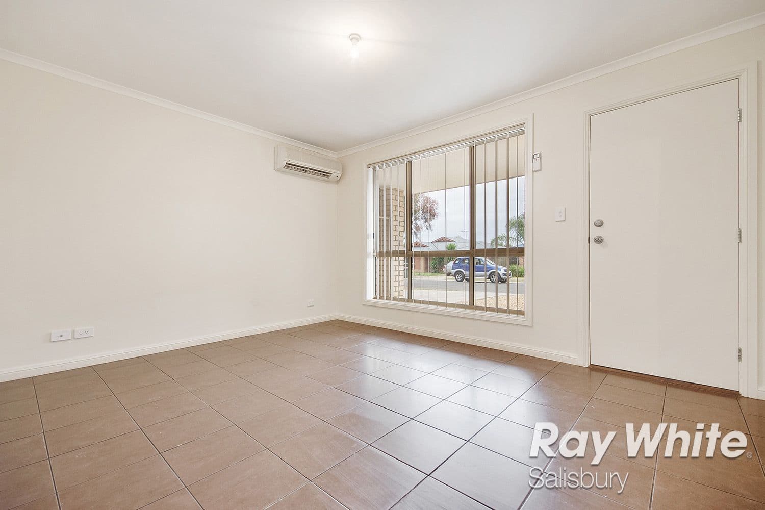 28 Bristol Crescent, Davoren Park SA 5113, Davoren Park - Thumbnail 2