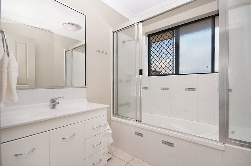 66 Beau Park Drive, BURDELL QLD 4818, Burdell - Thumbnail 7