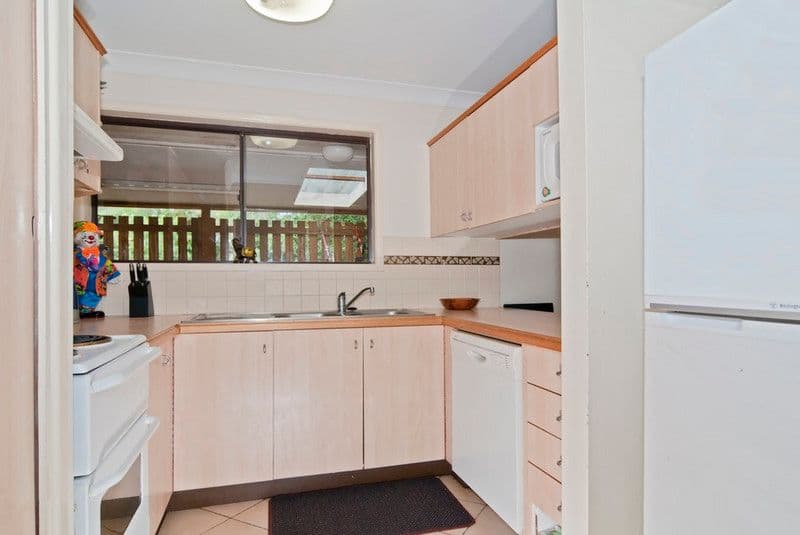 9 Croydon Avenue, CURRIMUNDI QLD 4551, Currimundi - Thumbnail 6