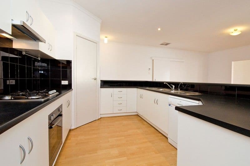 6 Springbank Place, Parafield Gardens SA 5107, Parafield Gardens - Thumbnail 2