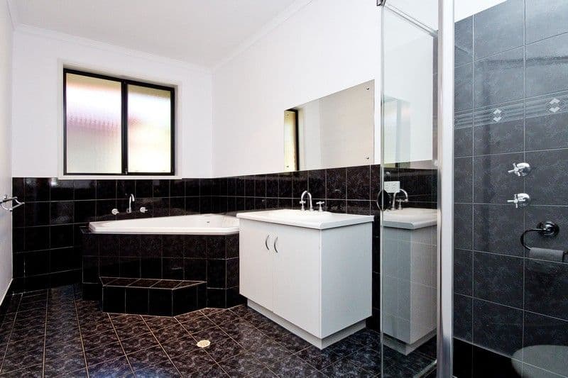6 Springbank Place, Parafield Gardens SA 5107, Parafield Gardens - Thumbnail 5