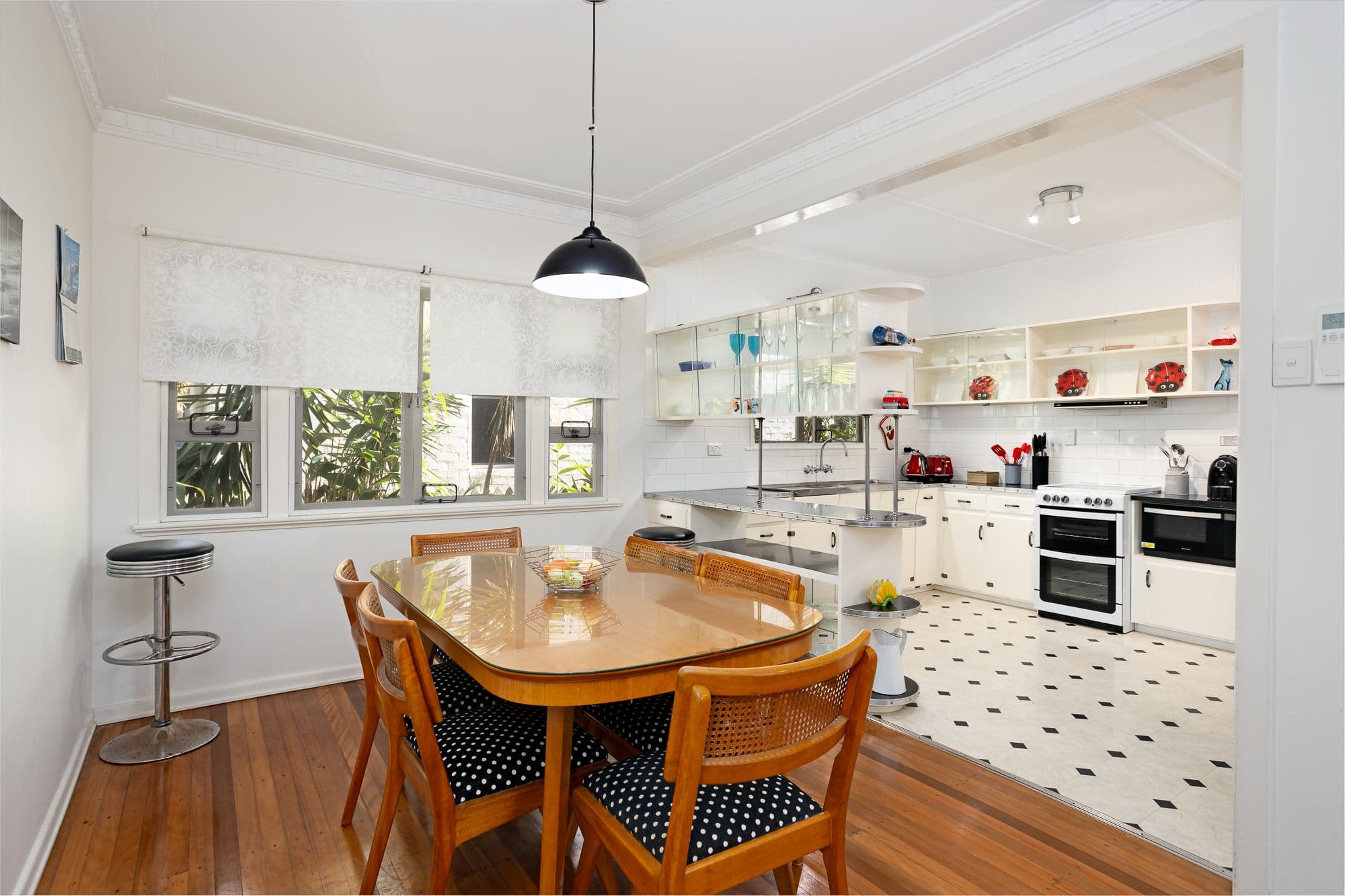 355 Scarborough Road, Scarborough QLD 4020, Scarborough - Thumbnail 4
