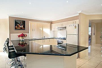 7 Brannan Street, BEAUMONT HILLS NSW 2155, Beaumont Hills - Thumbnail 2