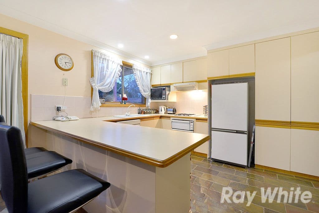 24 Burke Road, Ferntree Gully VIC 3156, Ferntree Gully - Thumbnail 3