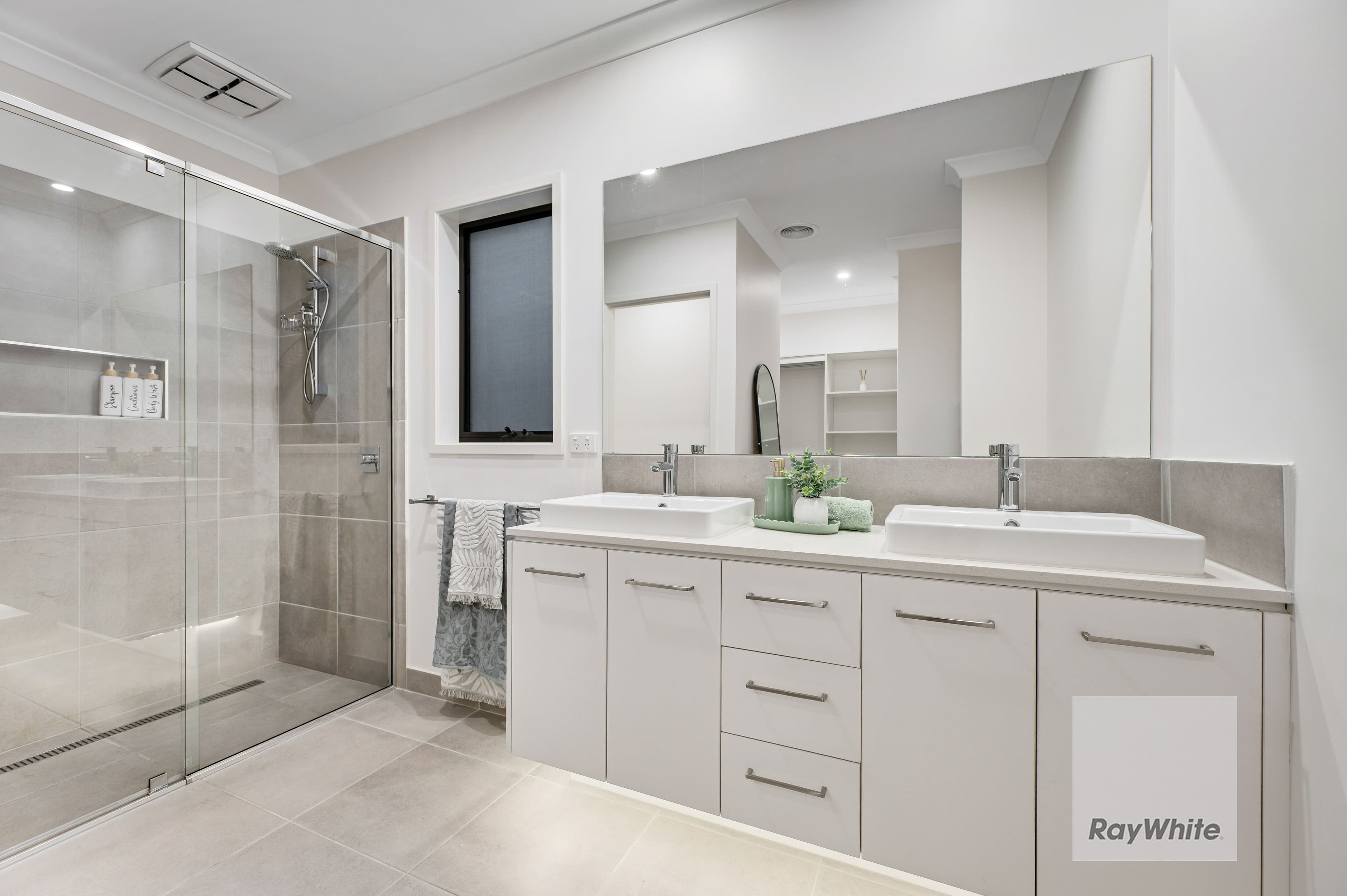 139 Blossom Drive, Greenvale VIC 3059, Greenvale - Thumbnail 4