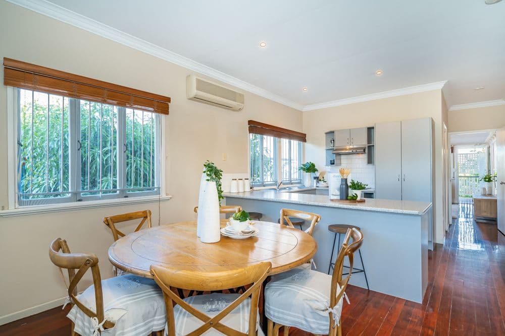 54 Raceview Avenue, Hendra QLD 4011, Hendra - Thumbnail 5