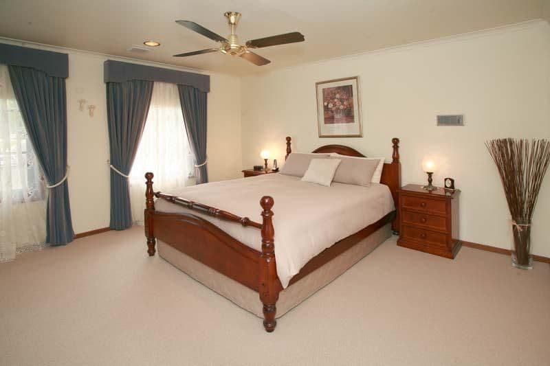 8 Kenross Drive, WHEELERS HILL VIC 3150, Wheelers Hill - Thumbnail 6