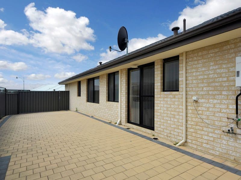 67 Lemon Gum Drive, BALDIVIS WA 6171, Baldivis - Thumbnail 4