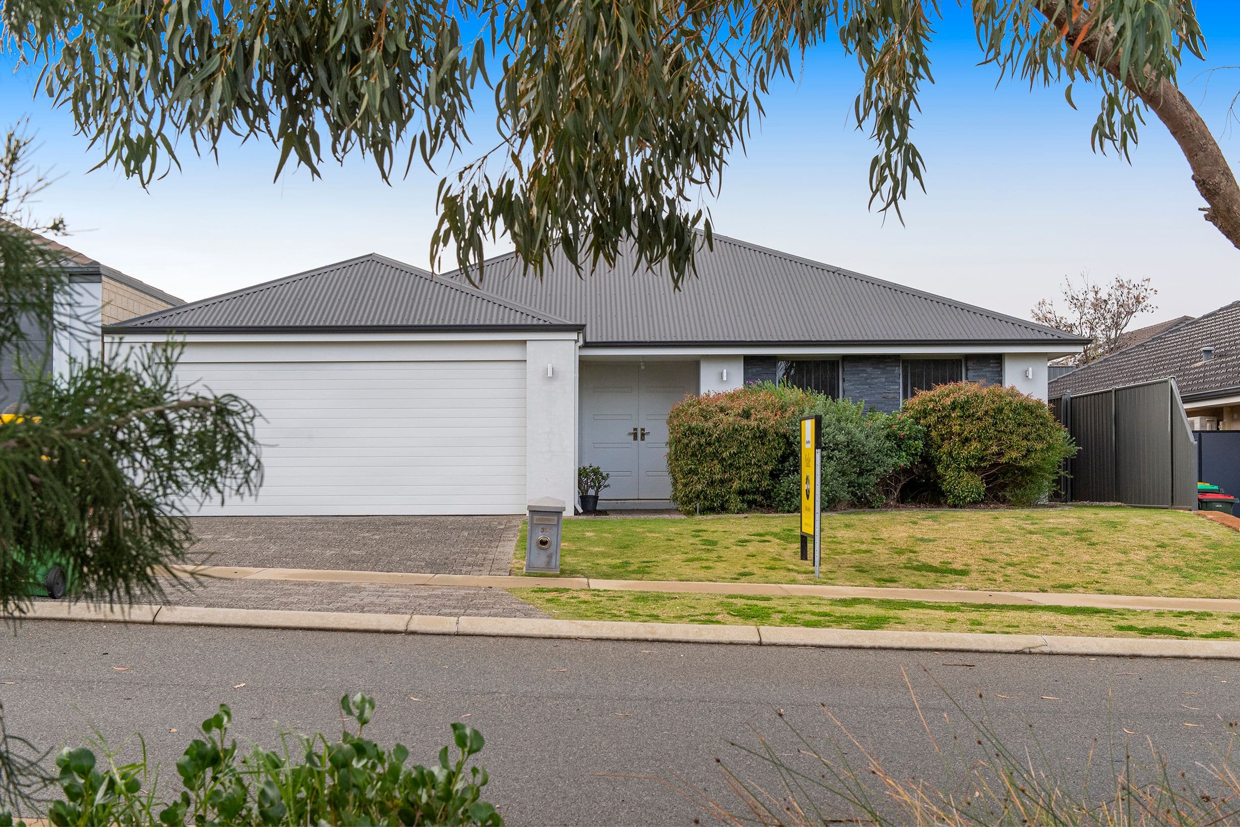 35 Liddard Gardens, Baldivis WA 6171, Baldivis - Image 1