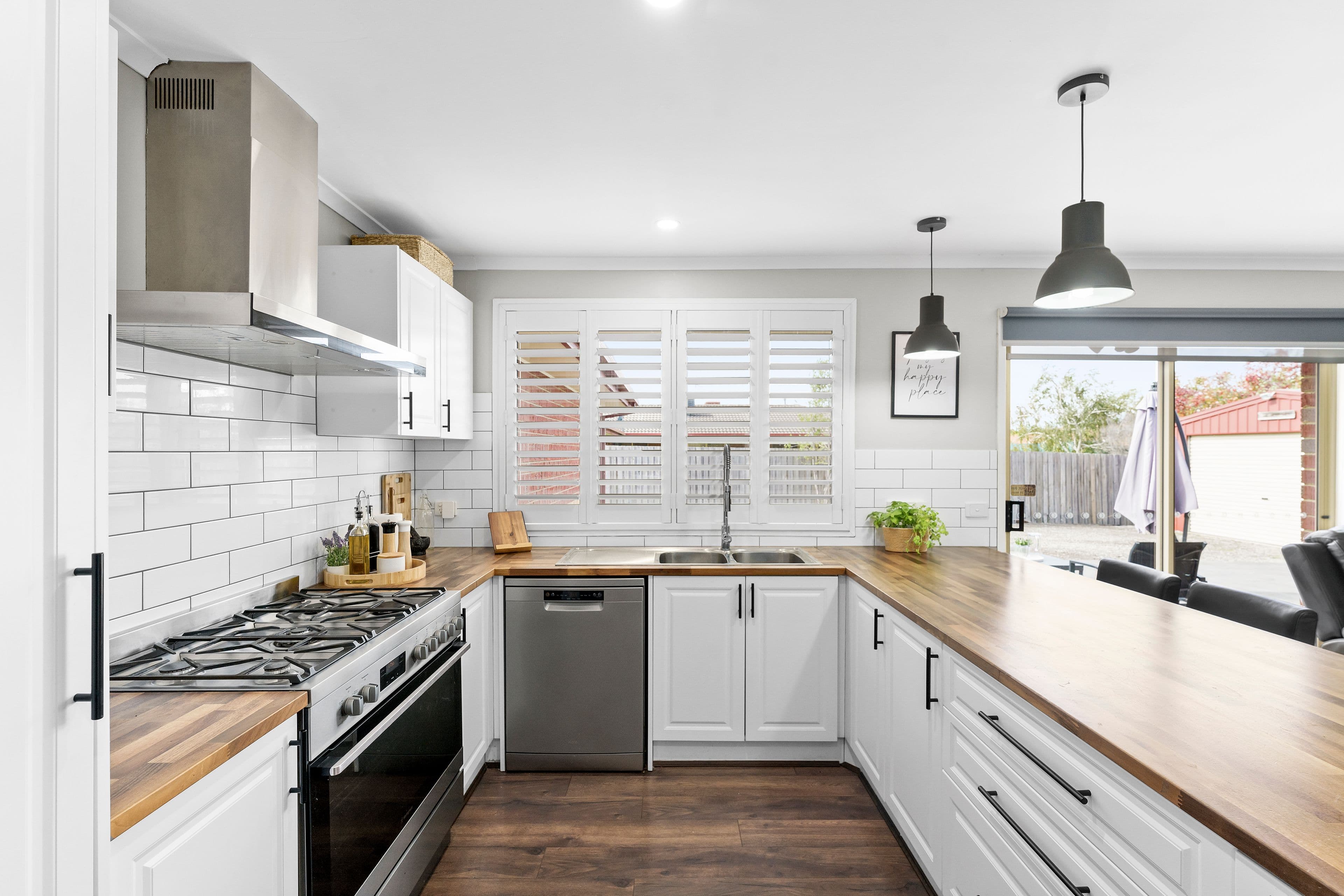 213 Mitchells Lane, Sunbury VIC 3429, Sunbury - Thumbnail 2