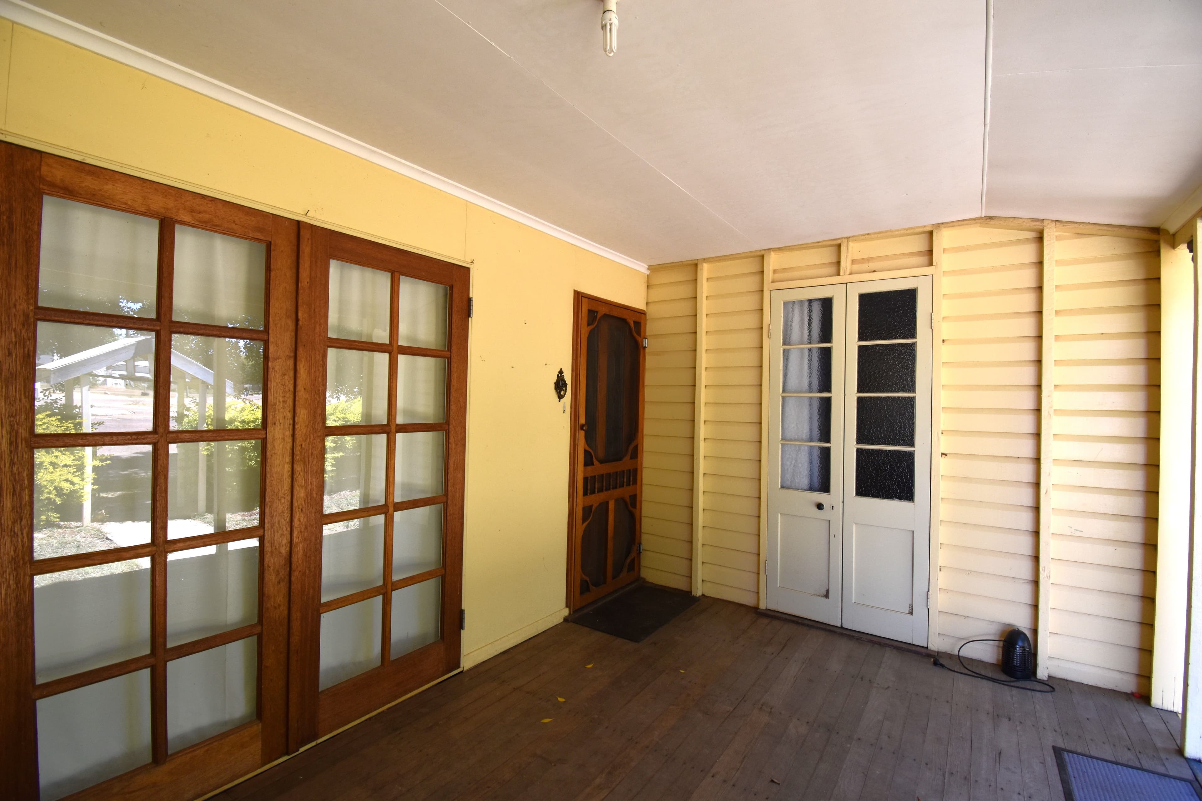 65 Falcon Street, Longreach QLD 4730, Longreach - Thumbnail 2