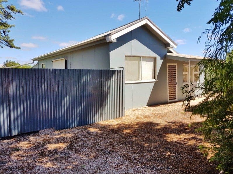 20271 Renmark Avenue, Renmark SA 5341, Renmark South - Image 1