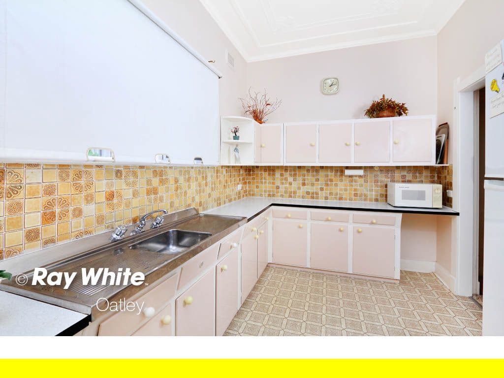 13 Woronora Parade, OATLEY NSW 2223, Oatley - Thumbnail 6
