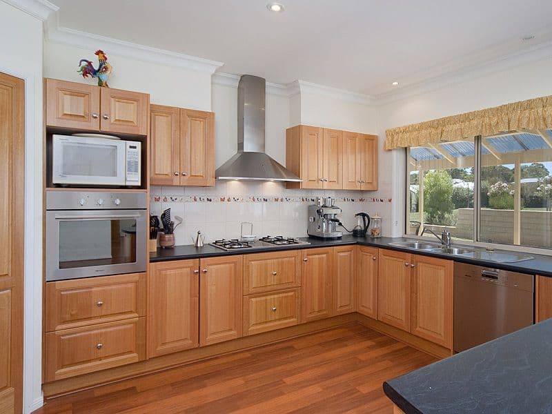 11 Pontiac Road, MOUNT BARKER SA 5251, Mount Barker - Thumbnail 2